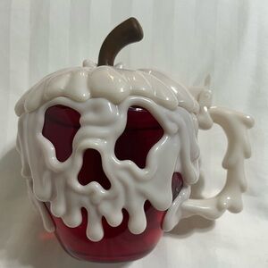 DISNEY Parks Red Metallic POISON APPLE Stein Mug Cup Disney World SNOW WHITE